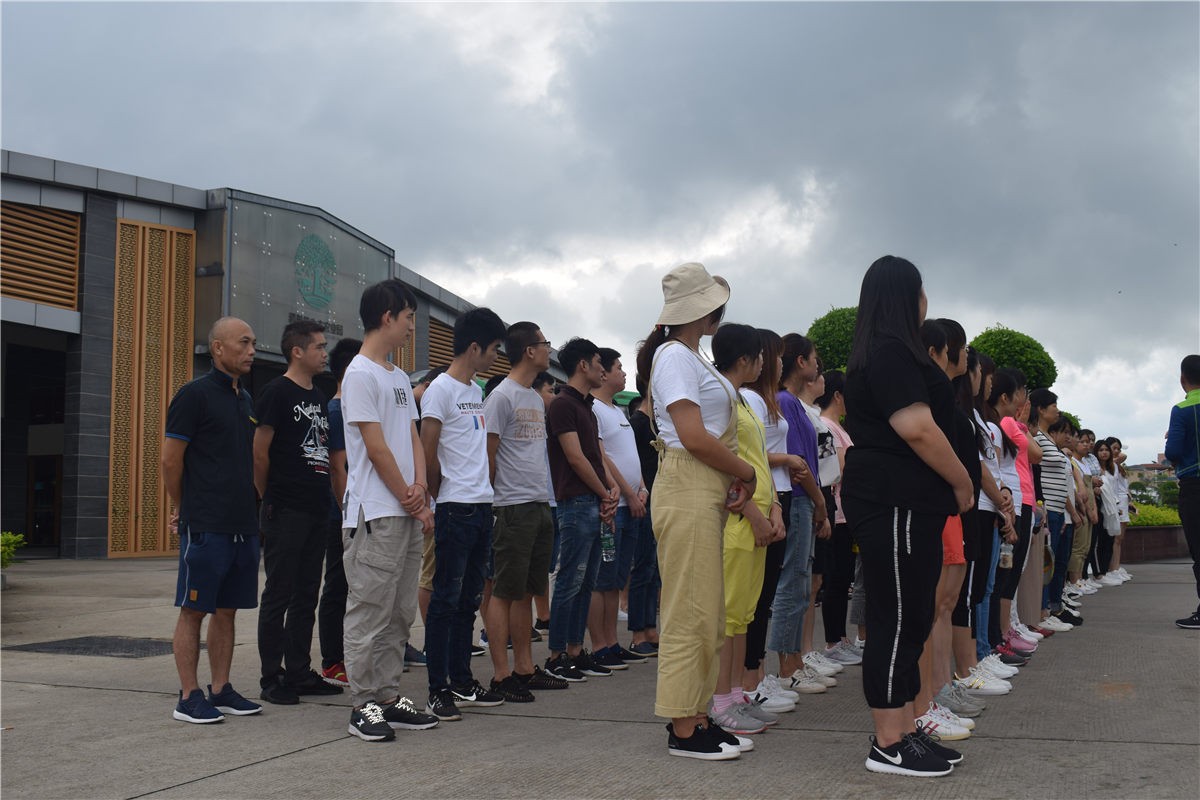 戶外拓展訓(xùn)練 戶外拓展訓(xùn)練